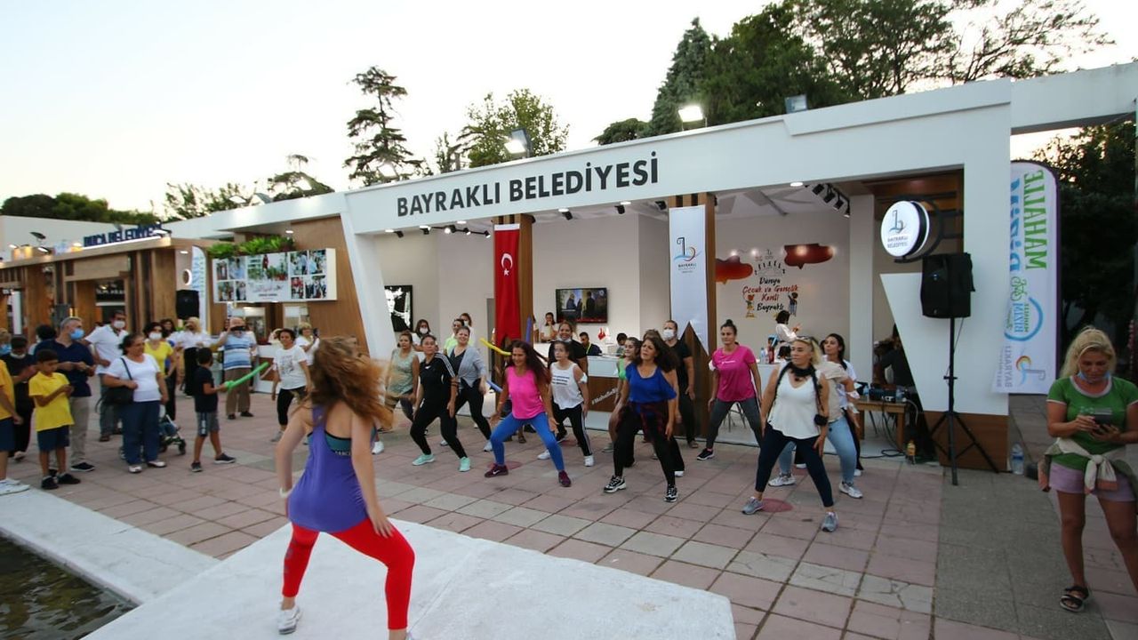 Bayraklı Belediyesi İzmir Fuarı’nda Tarih ve Kültürü Buluşturdu