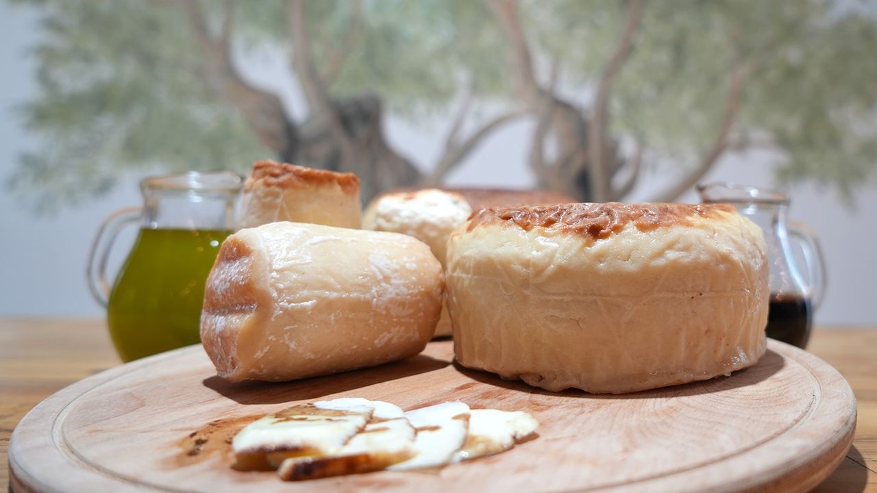 Adıyla ve lezzetiyle ünlenen Kirli Hanım Peyniri dünyayı fethetti