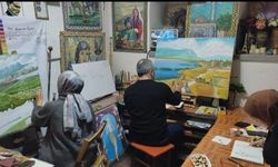 Ulaş'ın 50 yıl önceki hali Manisa'da yağlıboya tablolara işleniyor
