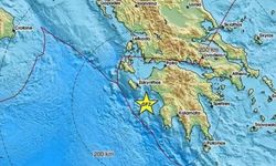 Yunanistan'da 5.7 Büyüklüğünde Deprem!
