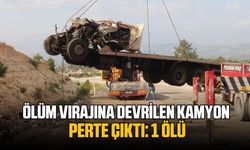 Feci kaza: kamyon virajda devrildi sürücü hayatını kaybetti!