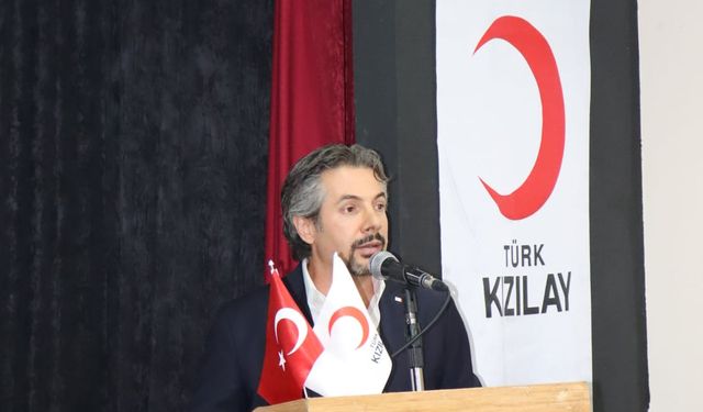 Türk Kızılay Bayraklı 'da Metin Köroğlu güven tazeledi