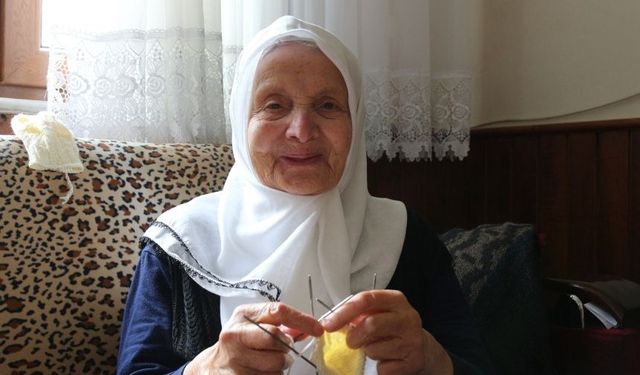 112 yaşındaki Fatma Demir, hayatının sırrını anlattı