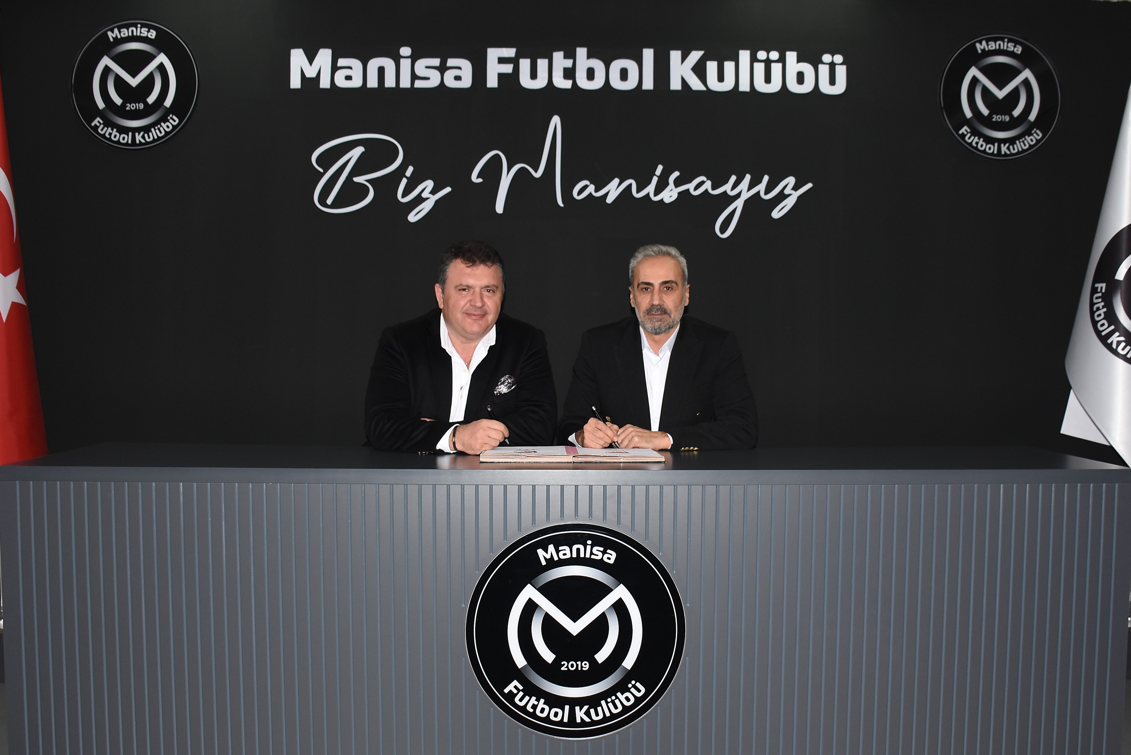 Manisa FK'da yeni teknik direktör Mustafa Dalcı oldu!