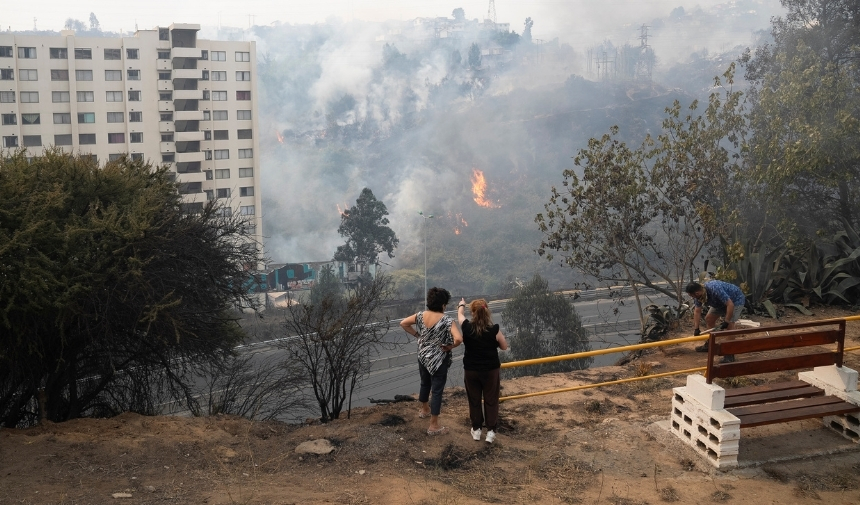 Orman Yangınlarında Zarar Büyümeye Devam Ediyor! 51 Kişi Hayatını Kaybetti (2)