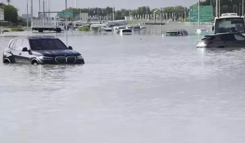 Dubai'de Yapay Yağmur Nasıl Yapıldı Dubai'de Yağmur Sırrı Ne (3)