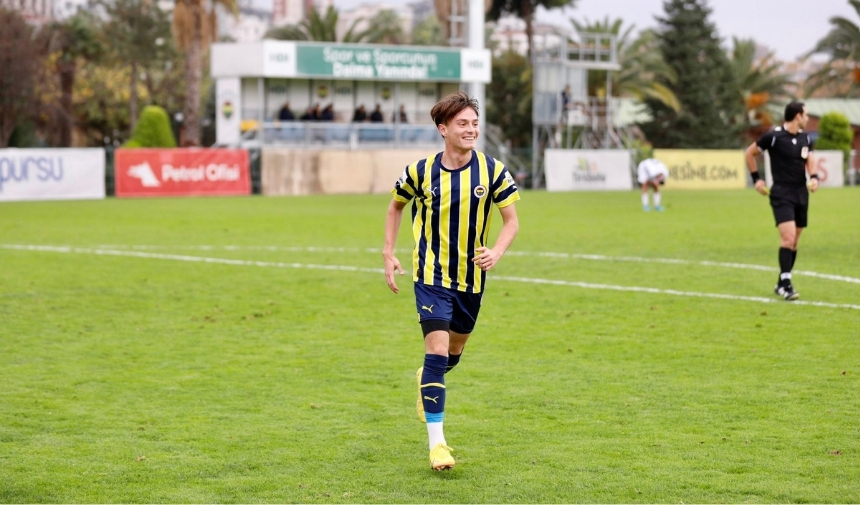 Fenerbahçe U19 Takımının En Iyi Oyuncusu Ve Kaptanı Kim 1