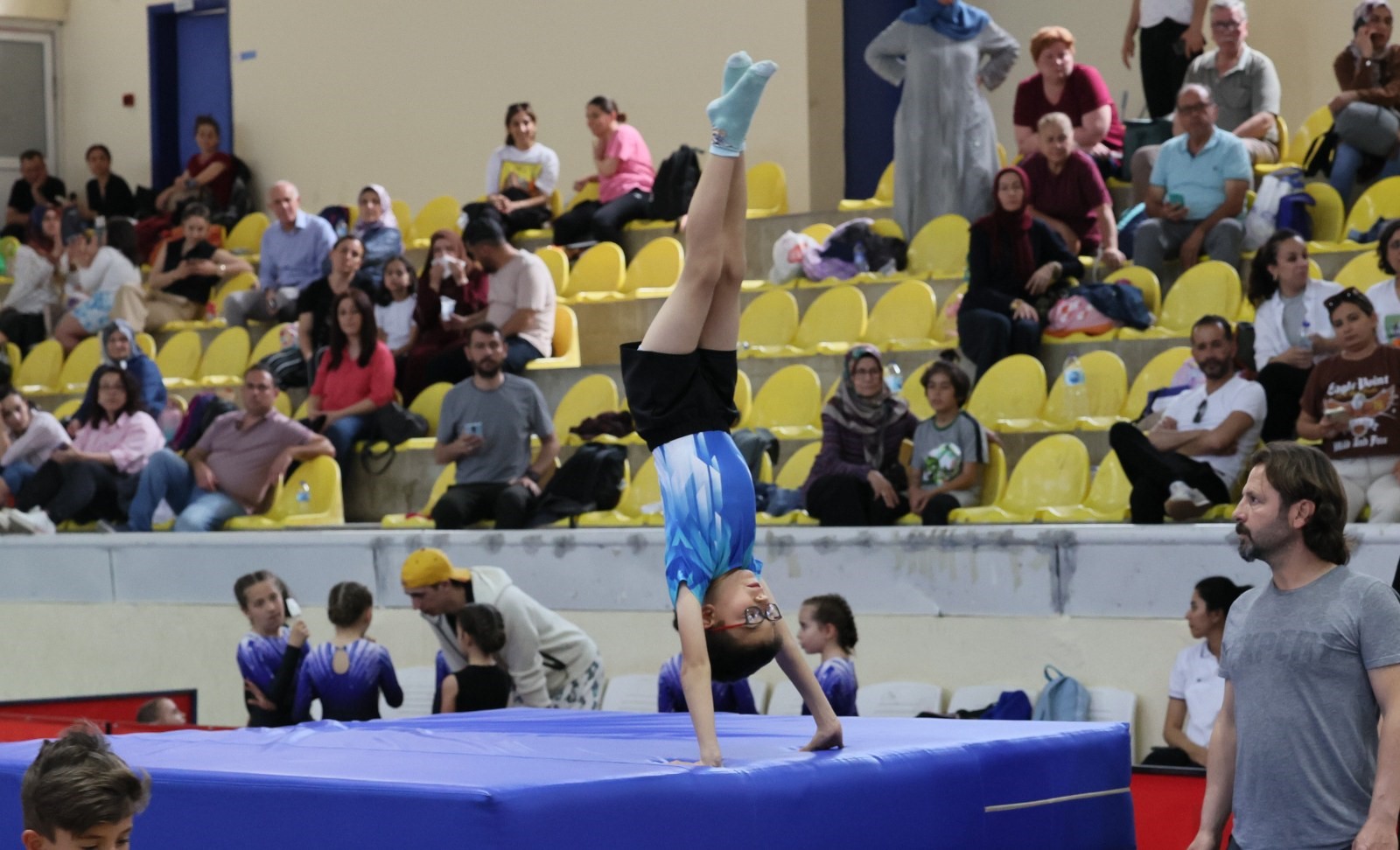 Manisa’da Artistik Cimnastik Il Birinciliği Yarışmaları Yapıldı (6)