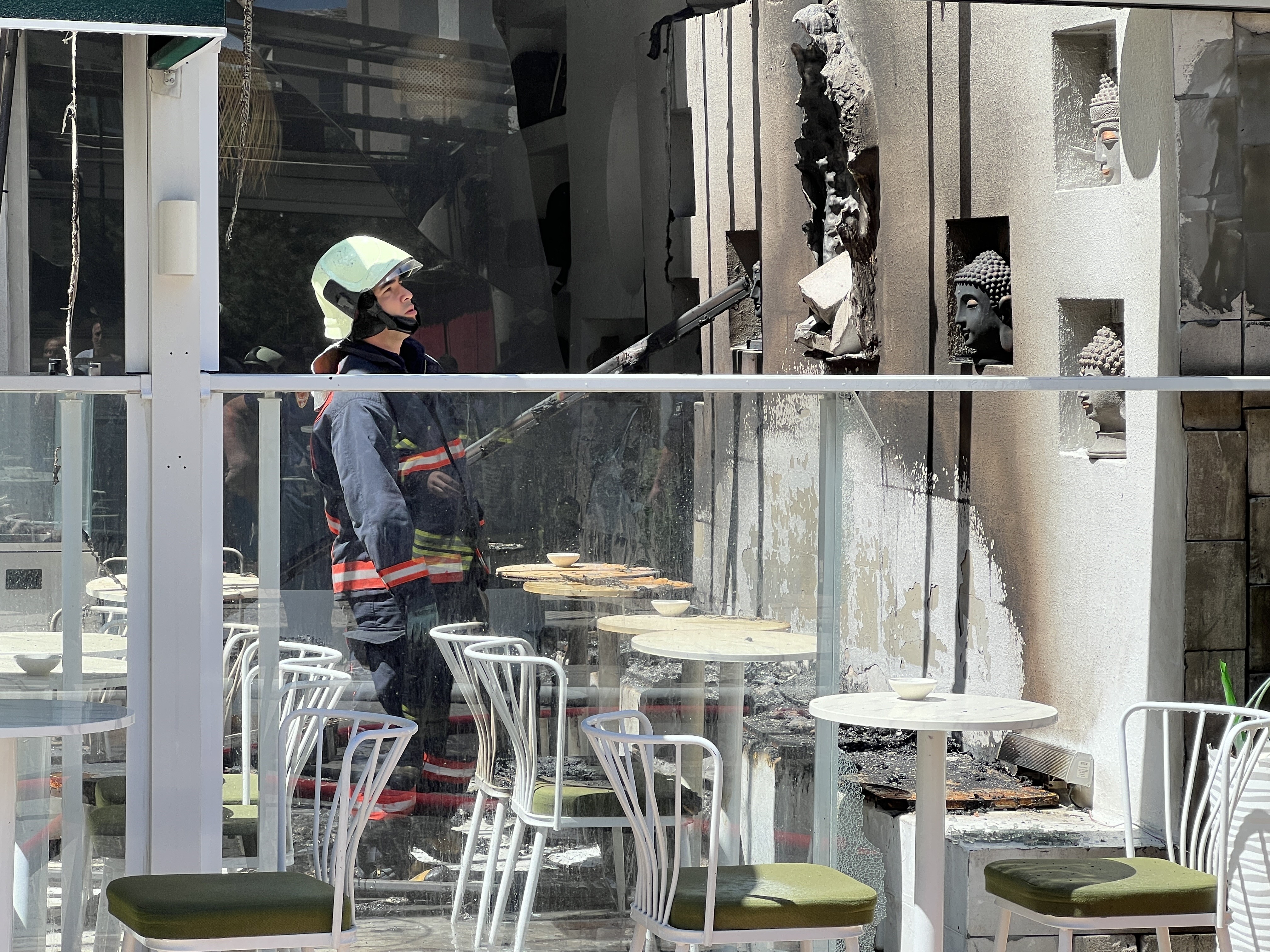 Manisa'da Korkutan Yangın Kafe Küle Döndü! (5)