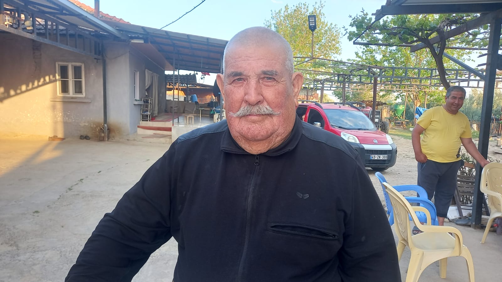 Alaşehir'in Yaşayan Hazinesi: 90 Yaşındaki Mustafa dede-32