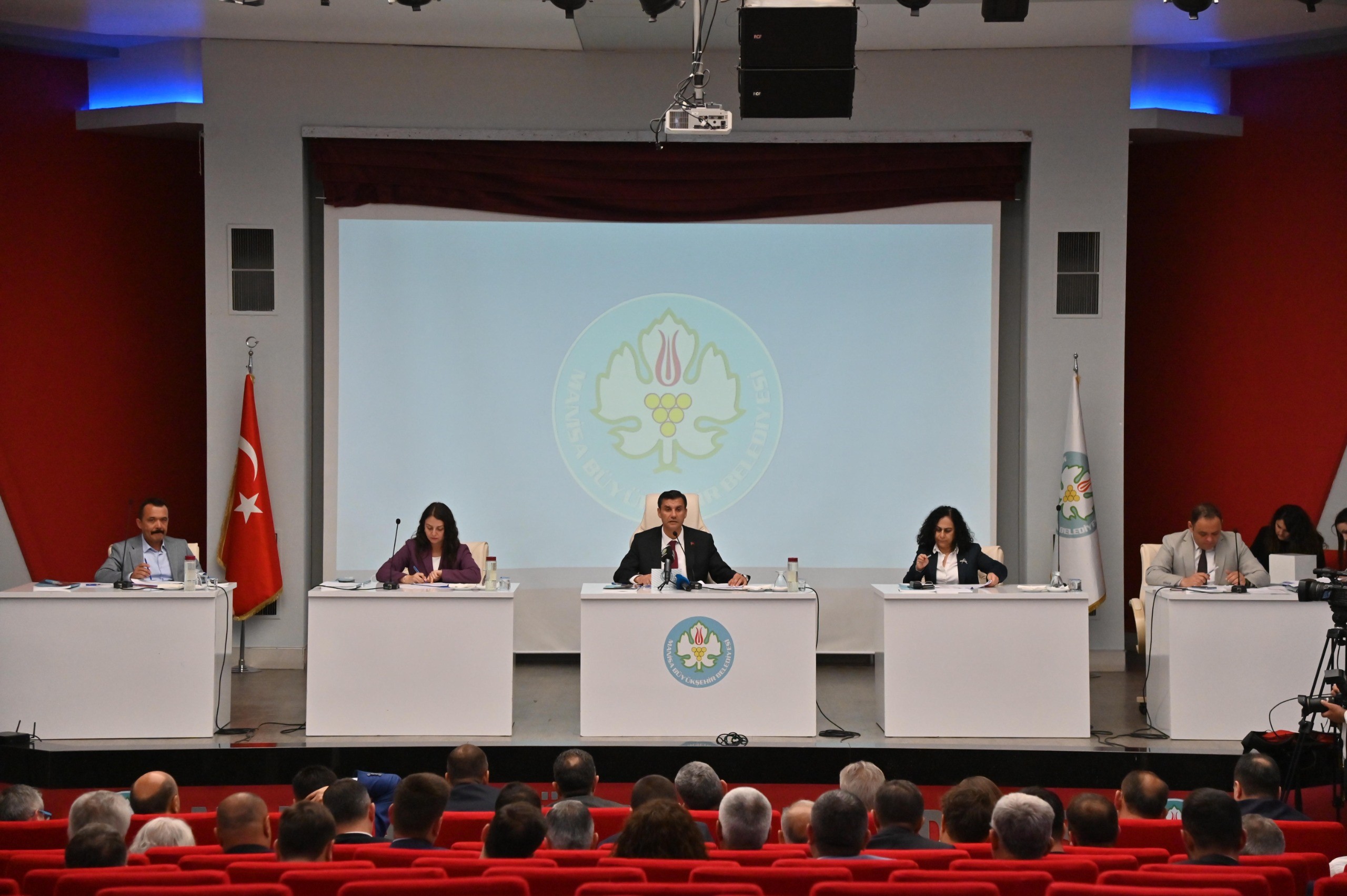 Yeni Dönemin Ilk Manisa Büyükşehir Belediye Meclis Toplantısı Yapıldı (2)