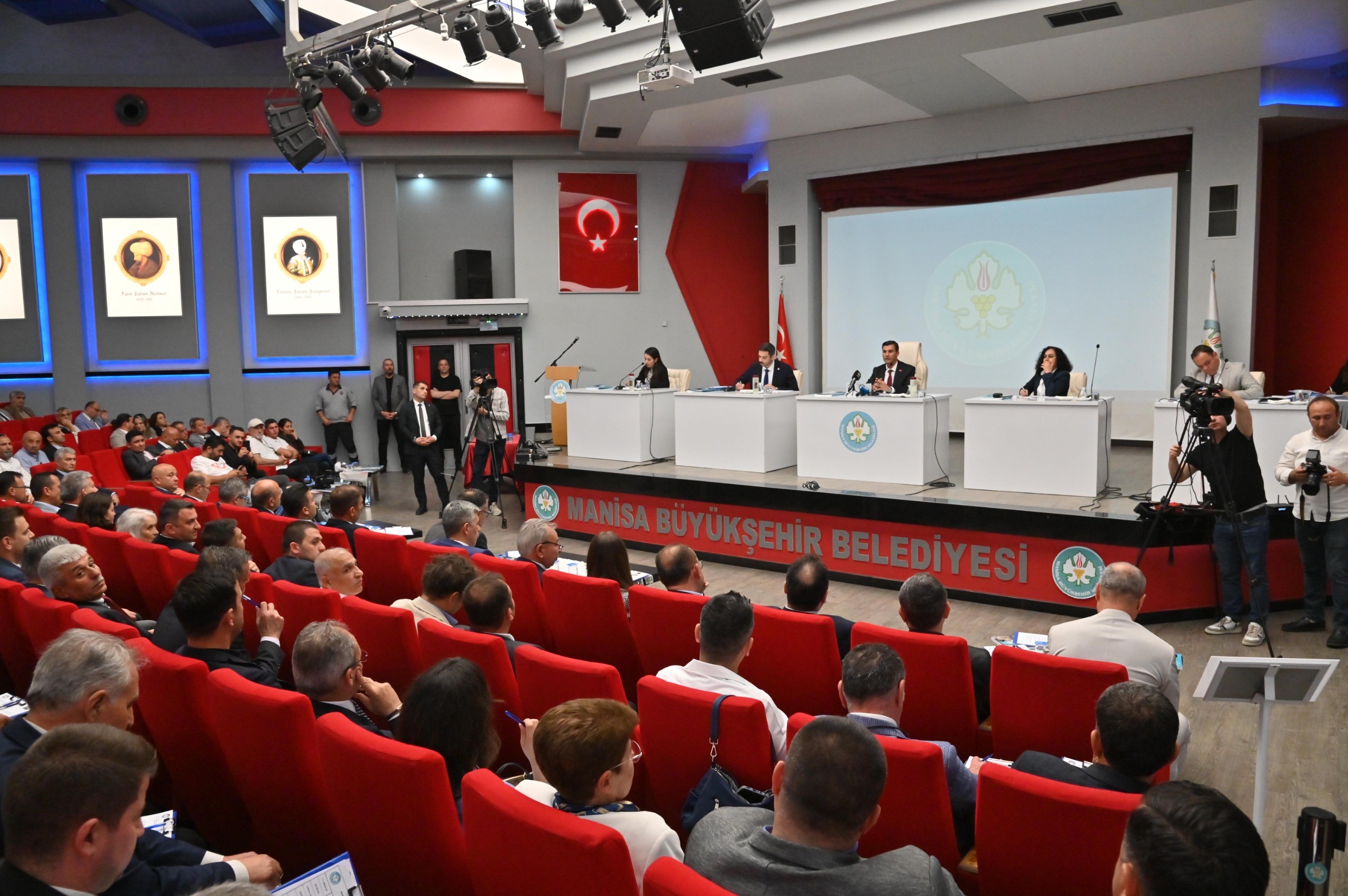 Yeni Dönemin Ilk Manisa Büyükşehir Belediye Meclis Toplantısı Yapıldı (3)